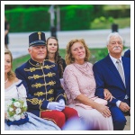 Éljen az ifjú pár!