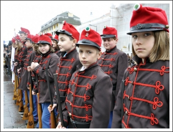 Harc a városközpontban (fotó: Galambos Sándor)