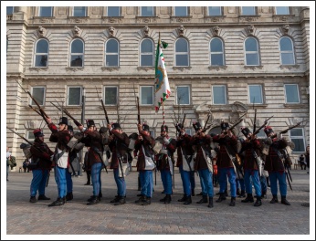 Honvéd toborzók a Budavári Palotában (fotó: Pető István)