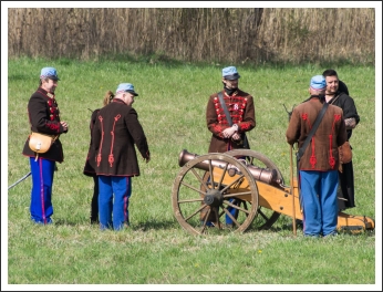 Csatabemutató Boldogon (fotó: Pető István)