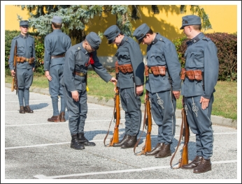 MHKHSZ gyalogsági és tüzérségi kiképzés Bábolnán (fotó: Pető István)
