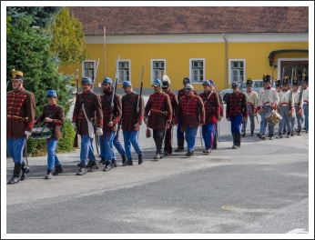MHKHSZ gyalogsági és tüzérségi kiképzés Bábolnán (fotó: Pető István)
