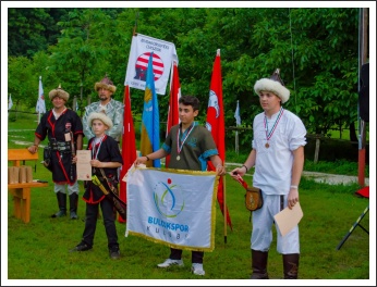 Nemzetközi verseny a pátyi íjászpályán