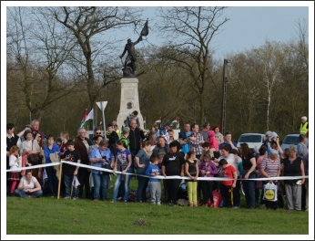 Csata a Tápió hídján (fotó: Berlingerné Kiss Orsolya)
